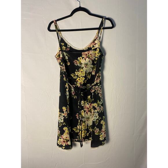 Black Semi-dress w/ Floral Print Back Tie Sleeveless Women's Size Medium - Picture 2 of 2